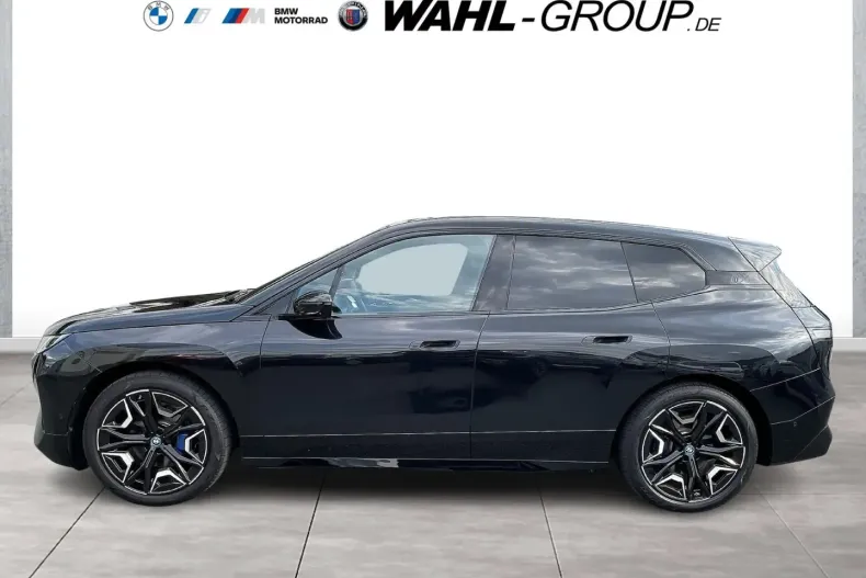 BMW iX (Seria i) din 2023 cu 33.398 km - oferta BMW180568 - foto 2