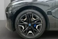 BMW iX (Seria i) din 2023 cu 25.878 km - oferta BMW180569 - foto 4