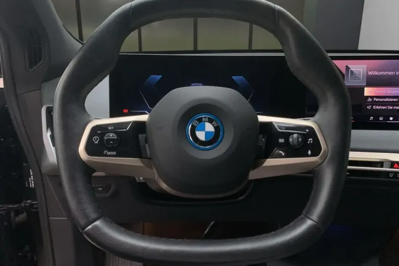 BMW iX (Seria i) din 2023 cu 25.878 km - oferta BMW180569 - foto 7