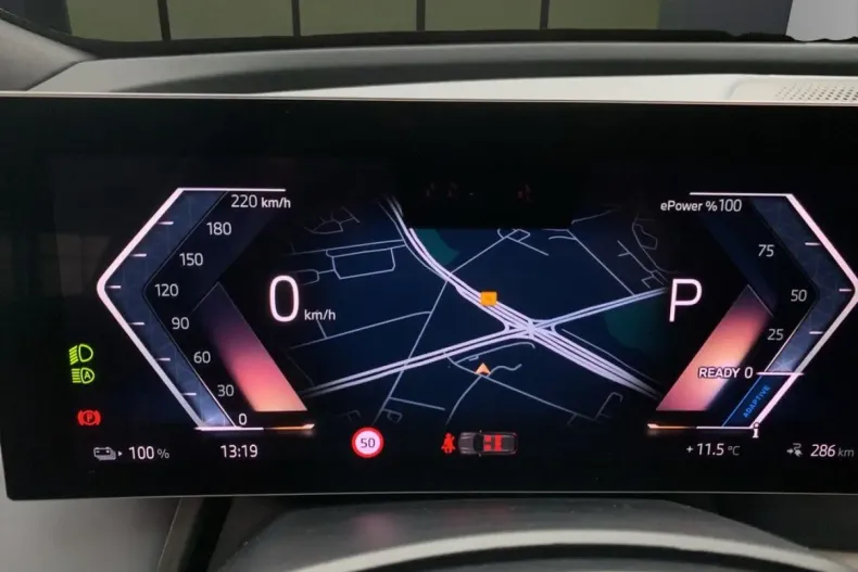 BMW iX (Seria i) din 2023 cu 25.878 km - oferta BMW180569 - foto 11