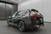 BMW iX (Seria i) din 2023 cu 25.878 km - oferta BMW180569 - foto 14