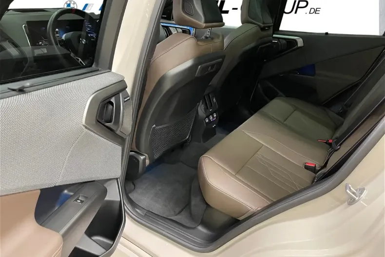 BMW X3 M50 (Seria X) din 2025 cu 11.999 km - oferta BMW180570 - foto 10