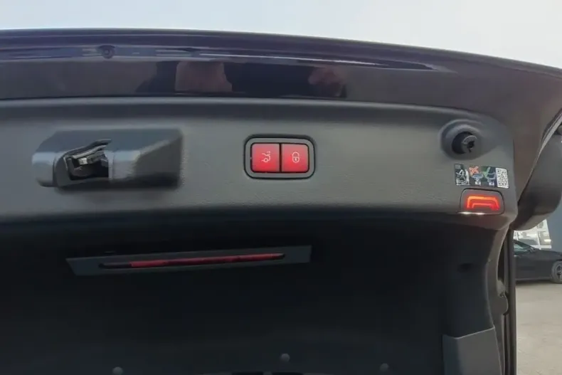 Mercedes-Benz S 580 (Clasa S) din 2025 cu 20.900 km - oferta MER180571 - foto 21