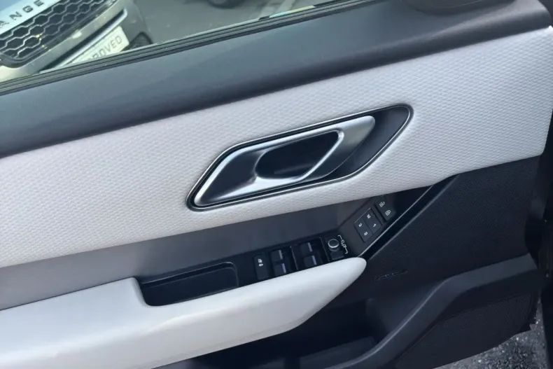 Land Rover Range Rover Velar din 2023 cu 46.000 km - oferta LAN180579 - foto 14