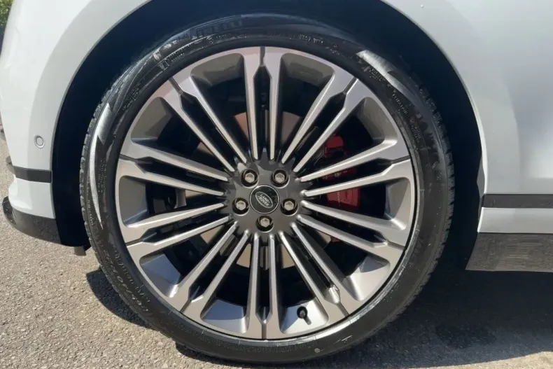 Land Rover Range Rover Velar din 2025 cu 12.090 km - oferta LAN180580 - foto 13