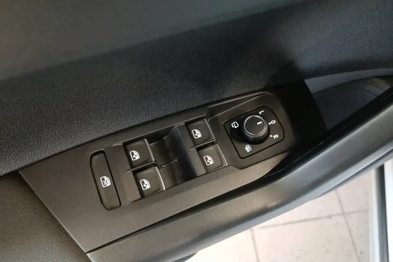 Volkswagen Taigo din 2025 cu 0 km - oferta VOL180583 - foto 14