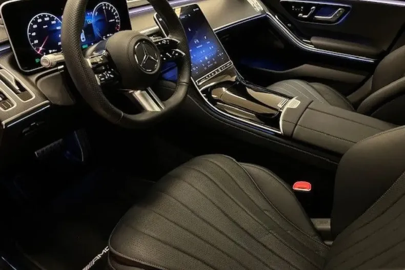 Mercedes-Benz S 580 (Clasa S) din 2024 cu 25.666 km - oferta MER180594 - foto 3