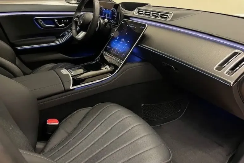 Mercedes-Benz S 580 (Clasa S) din 2024 cu 25.666 km - oferta MER180594 - foto 4