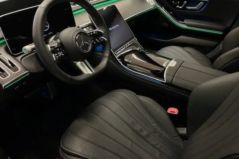 Mercedes-Benz S 580 (Clasa S) din 2024 cu 21.893 km - oferta MER180595 - foto 3