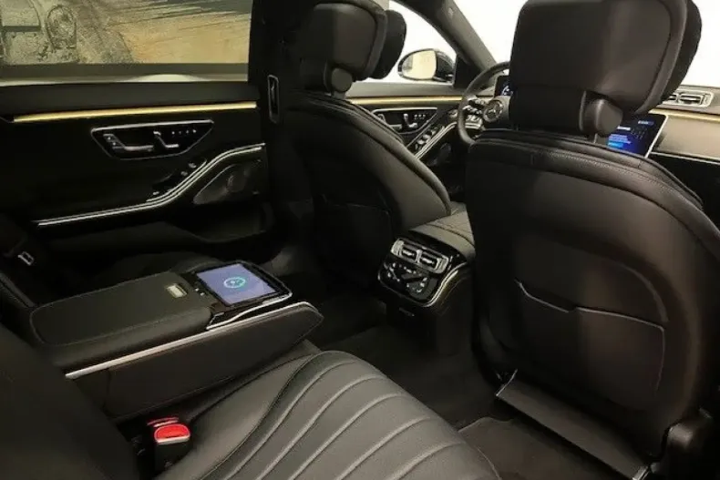 Mercedes-Benz S 580 (Clasa S) din 2024 cu 16.397 km - oferta MER180597 - foto 7