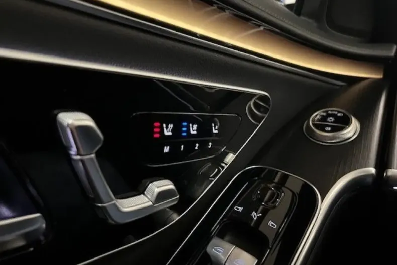 Mercedes-Benz S 580 (Clasa S) din 2024 cu 16.397 km - oferta MER180597 - foto 14