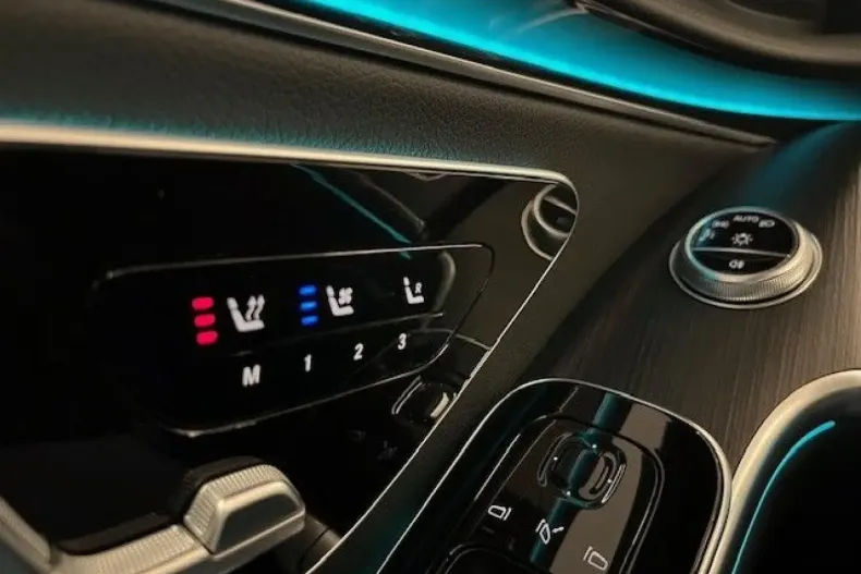 Mercedes-Benz S 580 (Clasa S) din 2024 cu 26.359 km - oferta MER180598 - foto 14