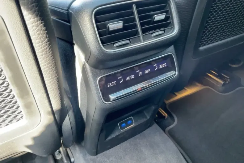 Mercedes-Benz GLE 450 (Clasa GLE) din 2025 cu 16.130 km - oferta MER180611 - foto 17