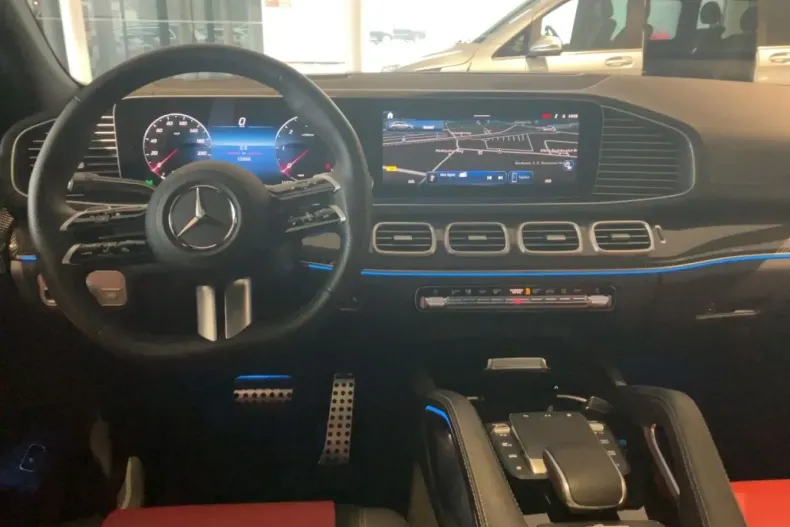 Mercedes-Benz GLE 300 (Clasa GLE) din 2025 cu 15.806 km - oferta MER180620 - foto 5