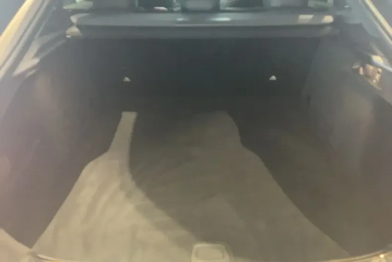 Mercedes-Benz GLE 300 (Clasa GLE) din 2025 cu 15.806 km - oferta MER180620 - foto 8