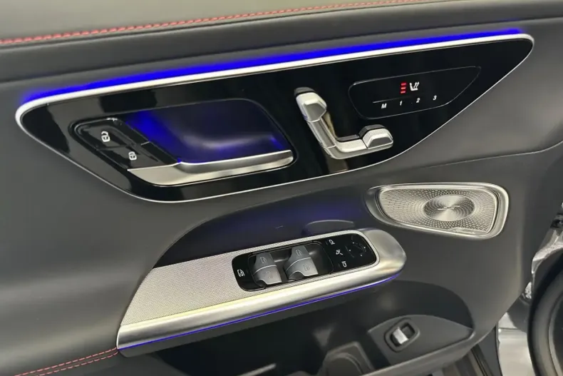 Mercedes-Benz GLC 43 AMG (Clasa GLC) din 2024 cu 26.378 km - oferta MER180628 - foto 14