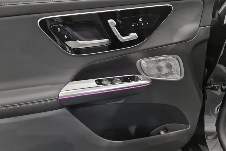 Mercedes-Benz GLC 43 AMG (Clasa GLC) din 2024 cu 7.526 km - oferta MER180629 - foto 14