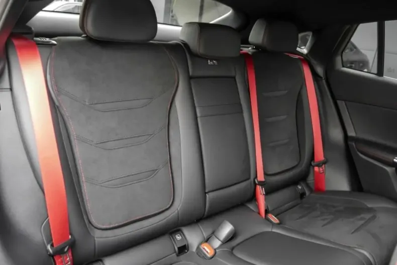 Mercedes-Benz GLC 43 AMG (Clasa GLC) din 2024 cu 7.446 km - oferta MER180630 - foto 4