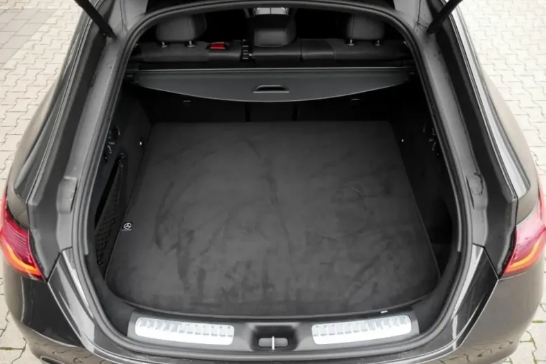 Mercedes-Benz GLC 43 AMG (Clasa GLC) din 2024 cu 7.446 km - oferta MER180630 - foto 17