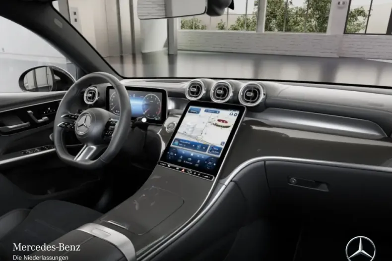 Mercedes-Benz GLC 300 (Clasa GLC) din 2024 cu 9.900 km - oferta MER180635 - foto 10