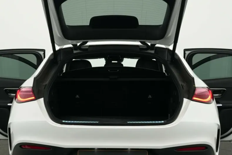 Mercedes-Benz GLC 300 (Clasa GLC) din 2025 cu 11.313 km - oferta MER180639 - foto 17