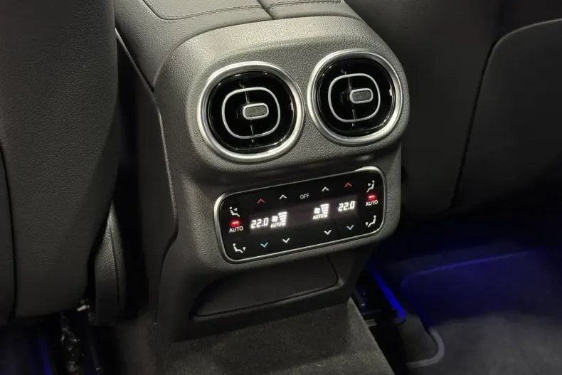 Mercedes-Benz GLC 300 (Clasa GLC) din 2024 cu 49.995 km - oferta MER180640 - foto 17