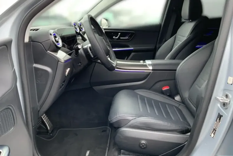 Mercedes-Benz GLC 300 (Clasa GLC) din 2024 cu 24.858 km - oferta MER180646 - foto 22