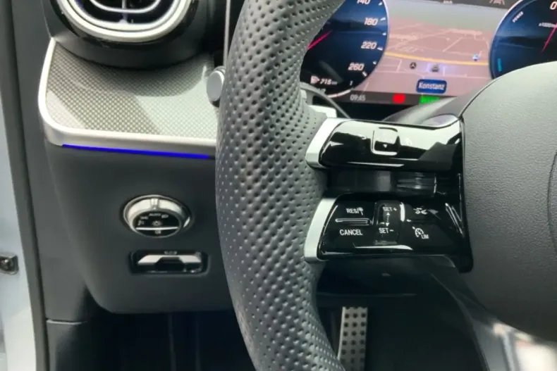 Mercedes-Benz GLC 300 (Clasa GLC) din 2024 cu 24.858 km - oferta MER180646 - foto 26