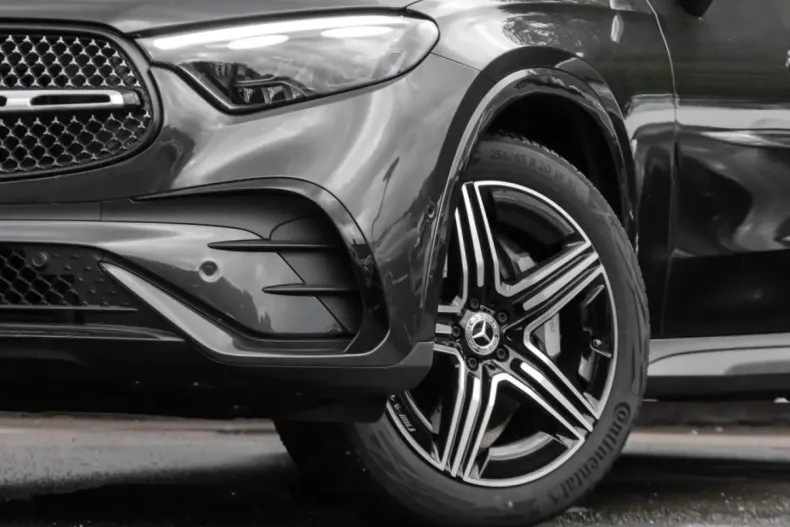 Mercedes-Benz GLC 300 (Clasa GLC) din 2025 cu 10.321 km - oferta MER180647 - foto 5
