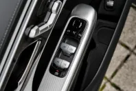 Mercedes-Benz GLC 300 (Clasa GLC) din 2025 cu 10.321 km - oferta MER180647 - foto 16