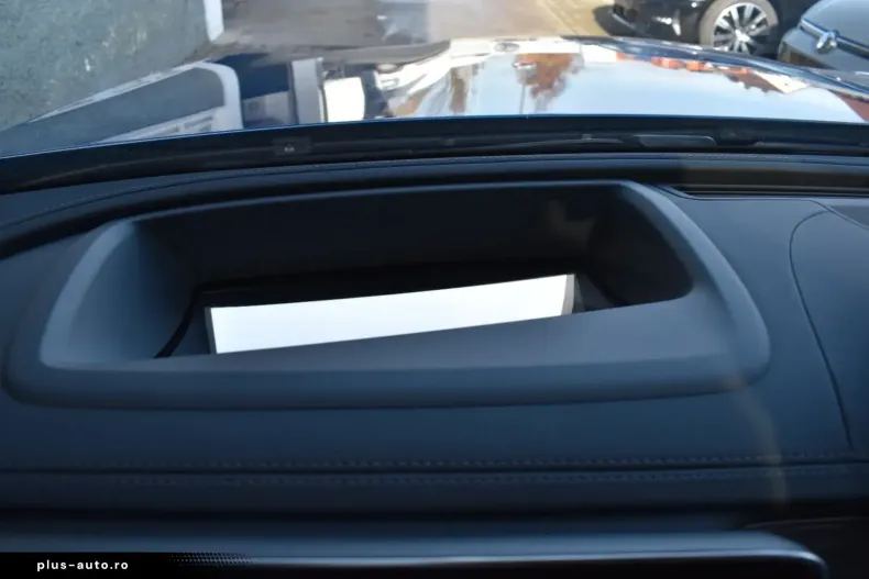 Mercedes-Benz GLC 300 din 2024 cu 14.600 km - oferta MER180652 - foto 19