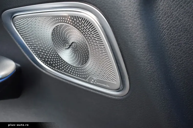 Mercedes-Benz GLC 300 din 2024 cu 14.600 km - oferta MER180652 - foto 20