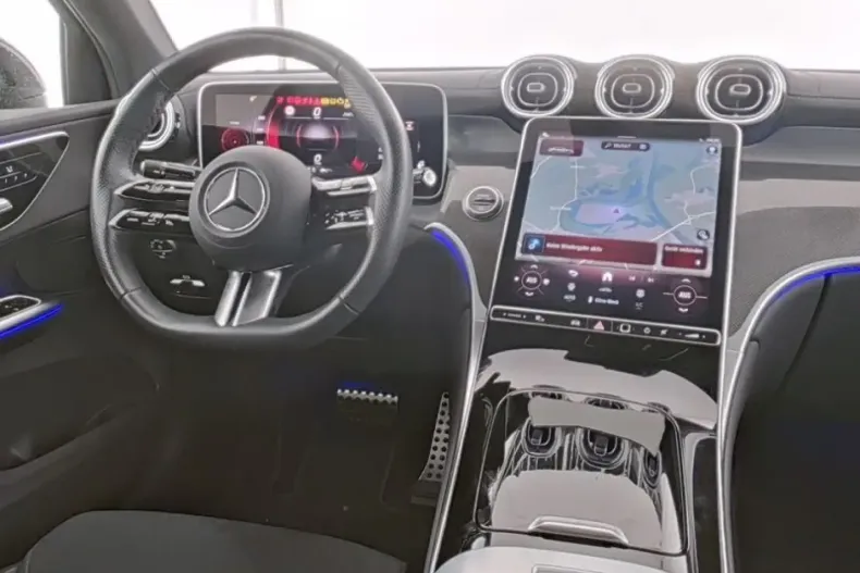 Mercedes-Benz GLC 300 (Clasa GLC) din 2024 cu 24.556 km - oferta MER180654 - foto 6