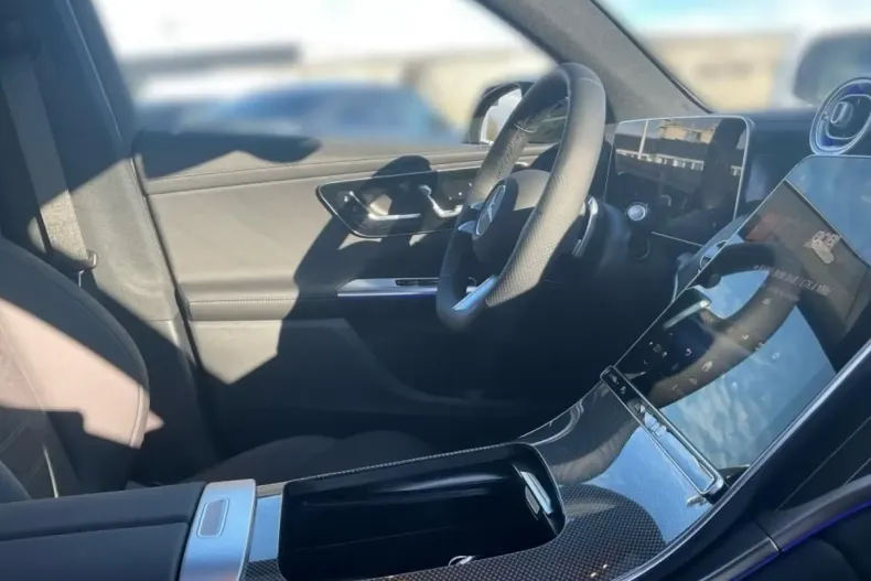 Mercedes-Benz GLC 300 (Clasa GLC) din 2025 cu 19.900 km - oferta MER180655 - foto 7