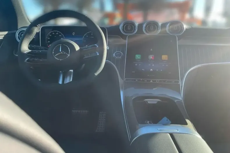 Mercedes-Benz GLC 300 (Clasa GLC) din 2025 cu 19.900 km - oferta MER180655 - foto 8
