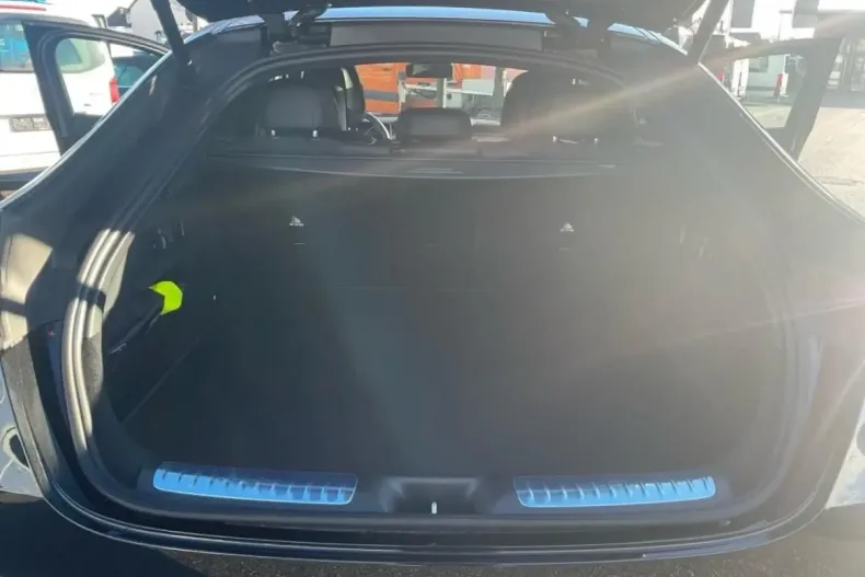 Mercedes-Benz GLC 300 (Clasa GLC) din 2025 cu 19.900 km - oferta MER180655 - foto 14