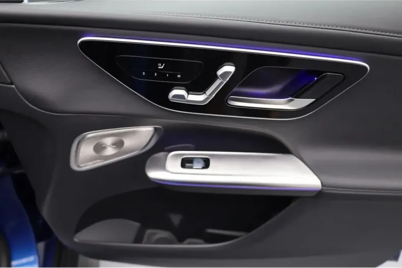 Mercedes-Benz GLC 300 (Clasa GLC) din 2024 cu 32.000 km - oferta MER180656 - foto 15