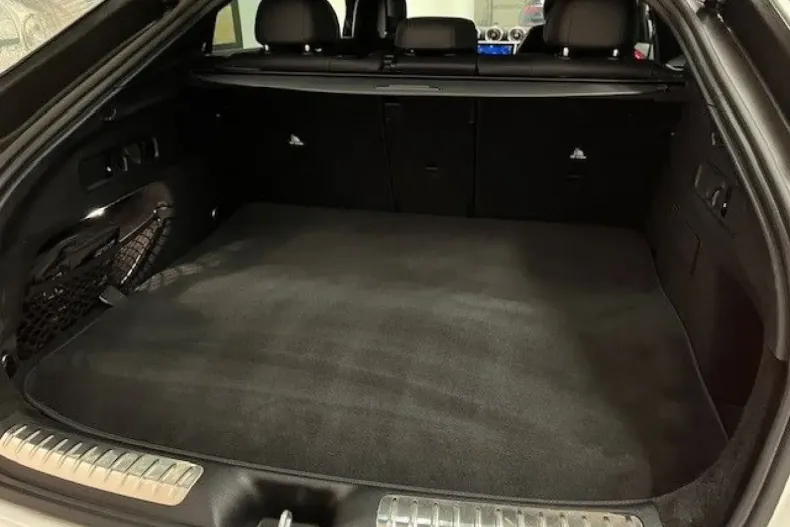 Mercedes-Benz GLC 300 (Clasa GLC) din 2024 cu 32.412 km - oferta MER180662 - foto 11