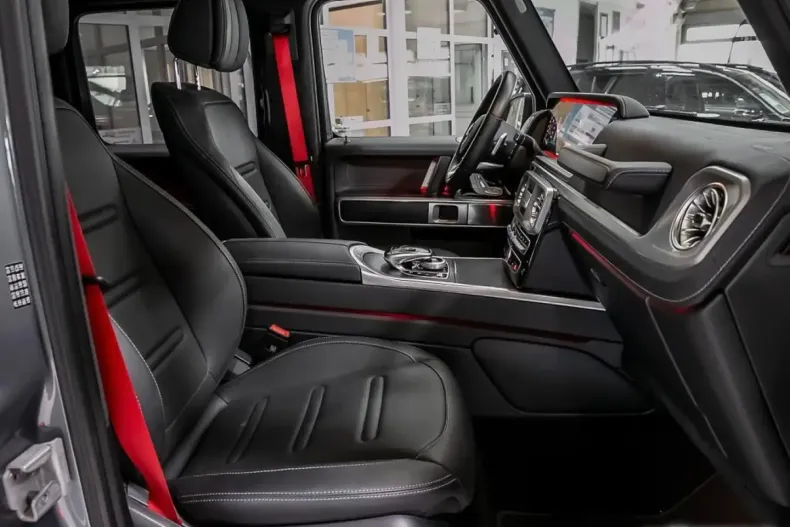 Mercedes-Benz G 400 (Clasa G) din 2024 cu 11.998 km - oferta MER180683 - foto 5