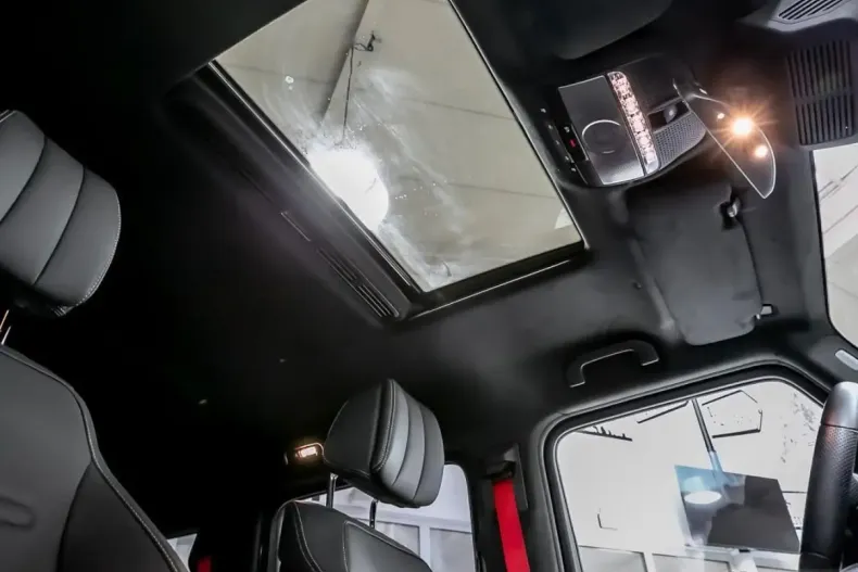 Mercedes-Benz G 400 (Clasa G) din 2024 cu 11.998 km - oferta MER180683 - foto 8