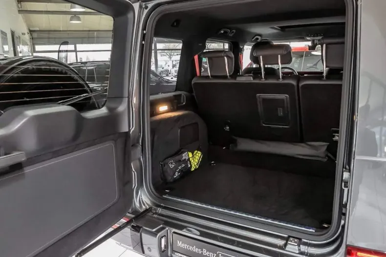 Mercedes-Benz G 400 (Clasa G) din 2024 cu 11.998 km - oferta MER180683 - foto 10
