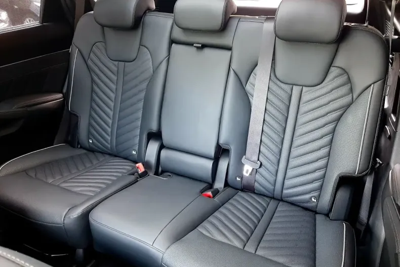 Kia Sorento din 2024 cu 16.500 km - oferta KIA180684 - foto 8