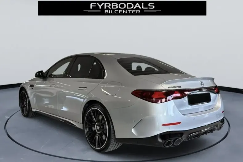 Mercedes-Benz E 53 AMG (Clasa E) din 2025 cu 8.900 km - oferta MER180686 - foto 7