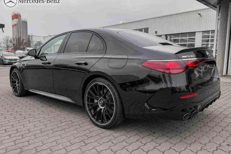 Mercedes-Benz E 53 AMG (Clasa E) din 2024 cu 8.370 km - oferta MER180687 - foto 4