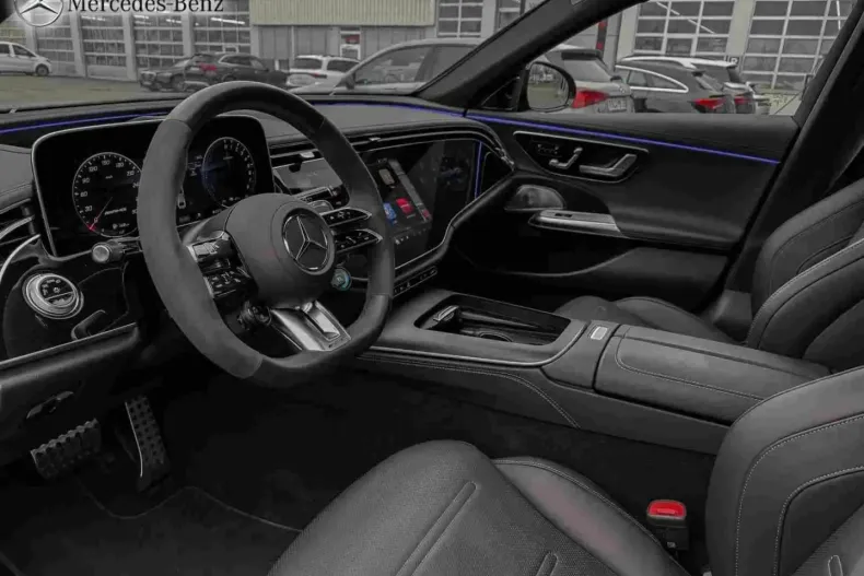 Mercedes-Benz E 53 AMG (Clasa E) din 2024 cu 8.370 km - oferta MER180687 - foto 7