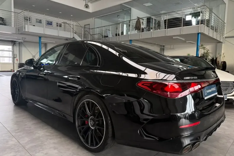 Mercedes-Benz E 53 AMG (Clasa E) din 2025 cu 29.989 km - oferta MER180695 - foto 3