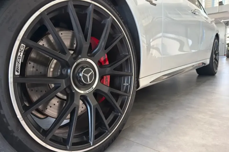 Mercedes-Benz E 53 AMG (Clasa E) din 2025 cu 31.040 km - oferta MER180697 - foto 15