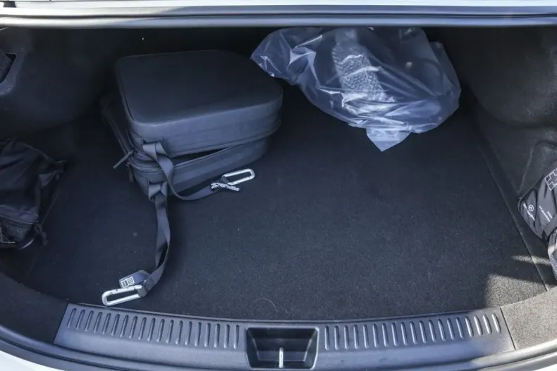 Mercedes-Benz E 53 AMG (Clasa E) din 2025 cu 16.781 km - oferta MER180701 - foto 6