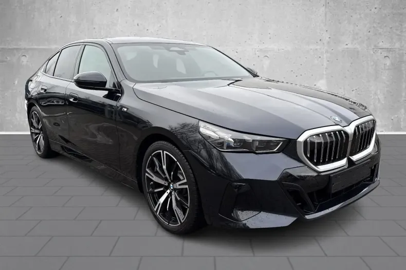 BMW 520 (Seria 5) din 2025 cu 10.500 km - oferta BMW180704 - foto 4