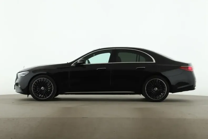 Mercedes-Benz E 300 (Clasa E) din 2024 cu 11.064 km - oferta MER180714 - foto 2